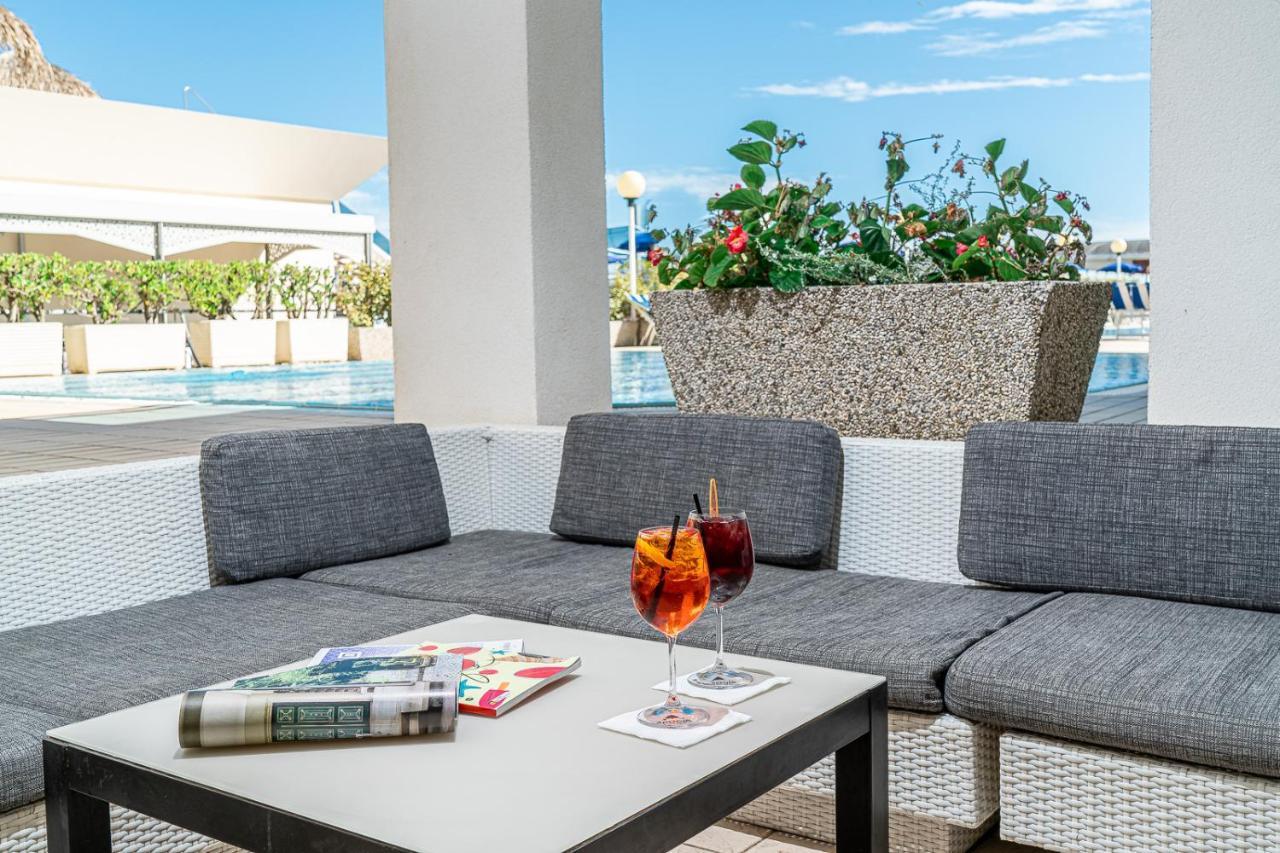 Hotel Palace Μπιμπιόνε Εξωτερικό φωτογραφία