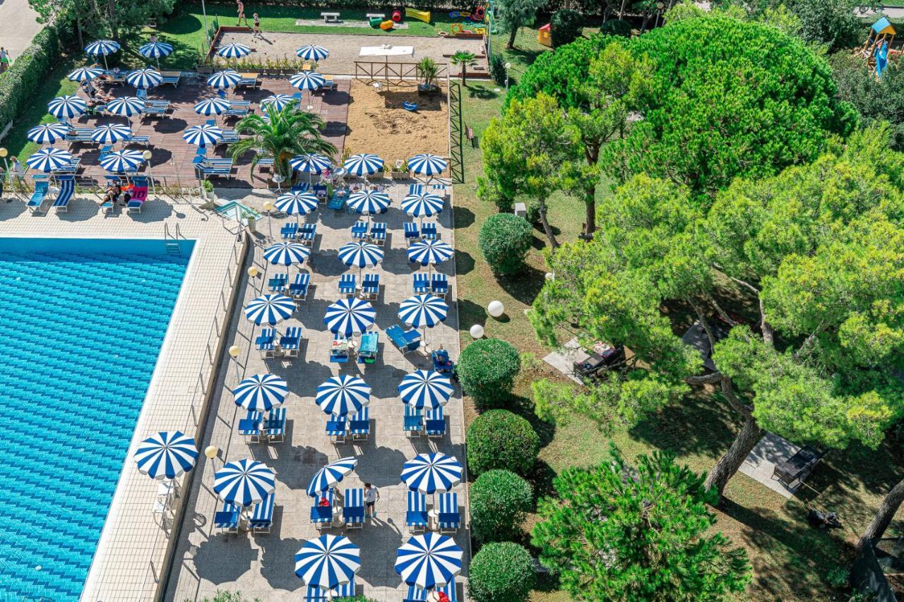 Hotel Palace Μπιμπιόνε Εξωτερικό φωτογραφία