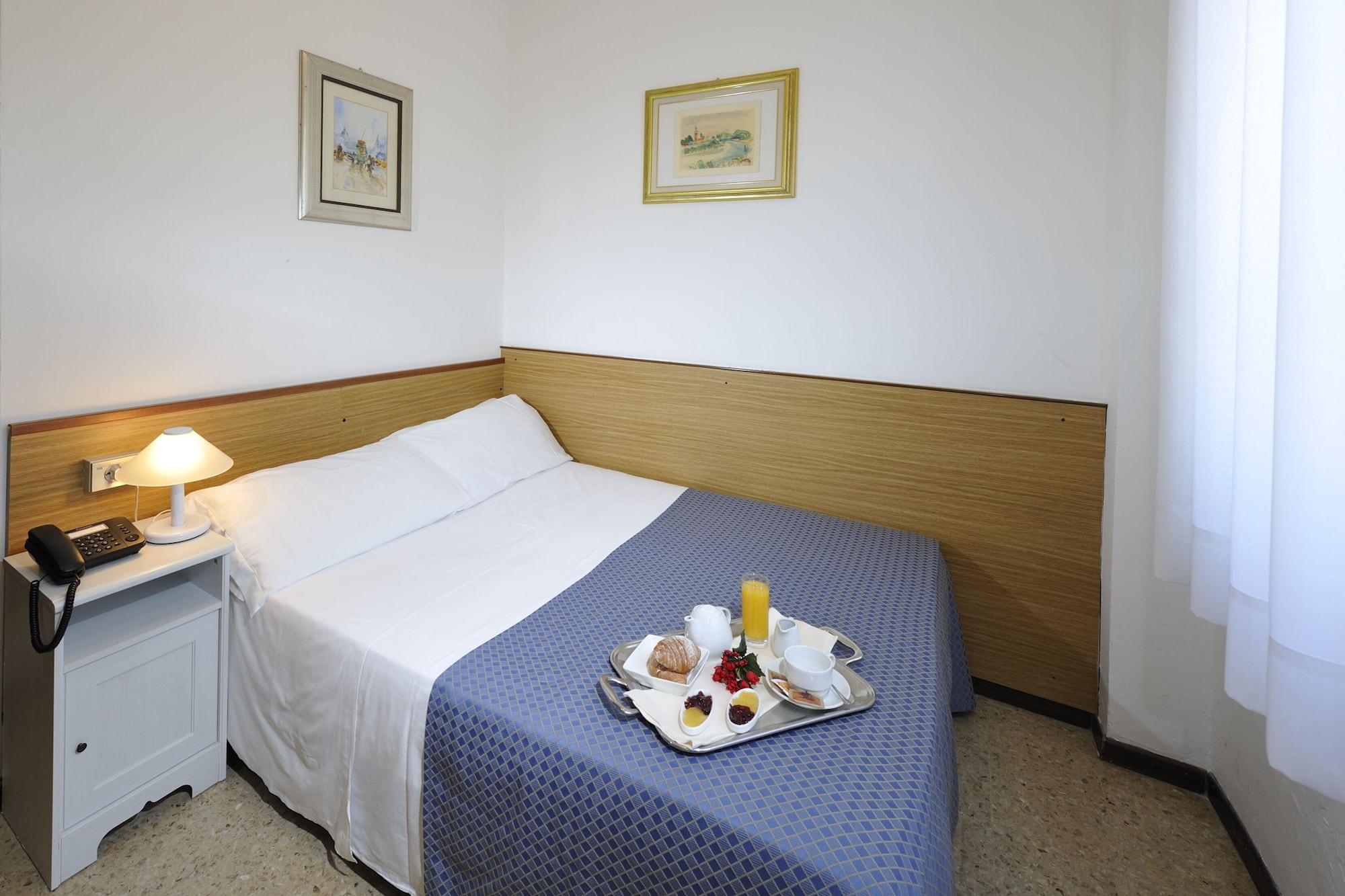 Hotel Palace Μπιμπιόνε Εξωτερικό φωτογραφία