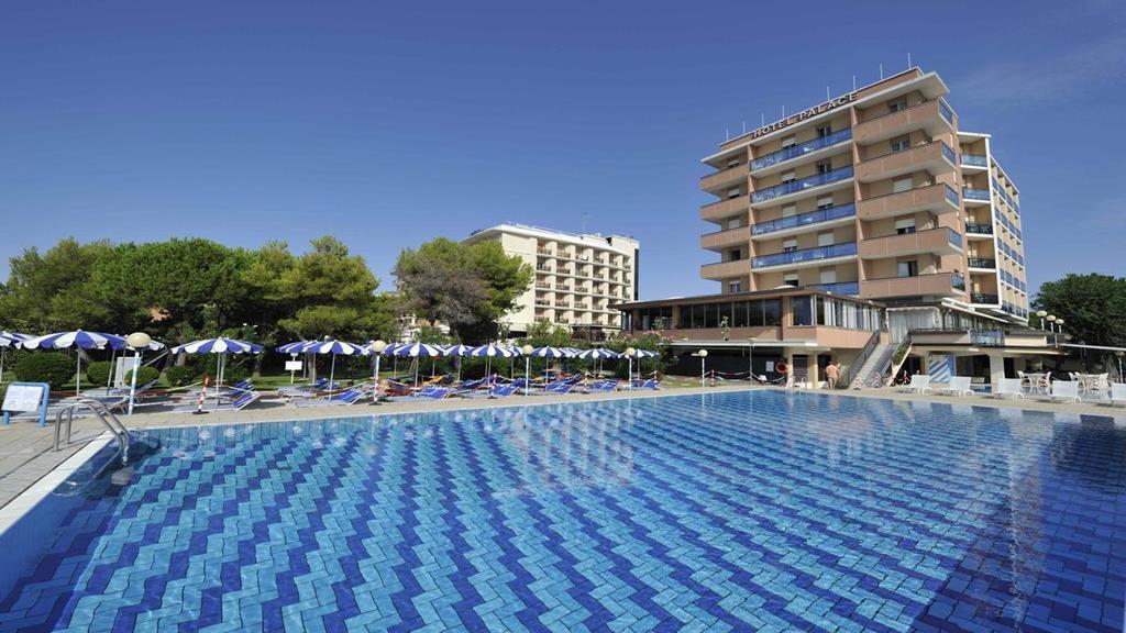 Hotel Palace Μπιμπιόνε Εξωτερικό φωτογραφία