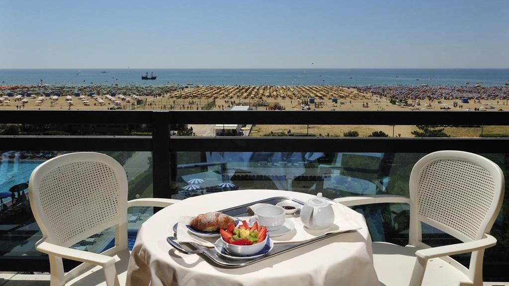 Hotel Palace Μπιμπιόνε Εξωτερικό φωτογραφία