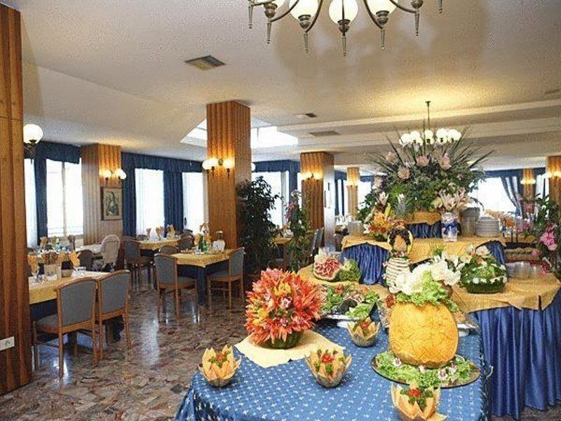Hotel Palace Μπιμπιόνε Εξωτερικό φωτογραφία