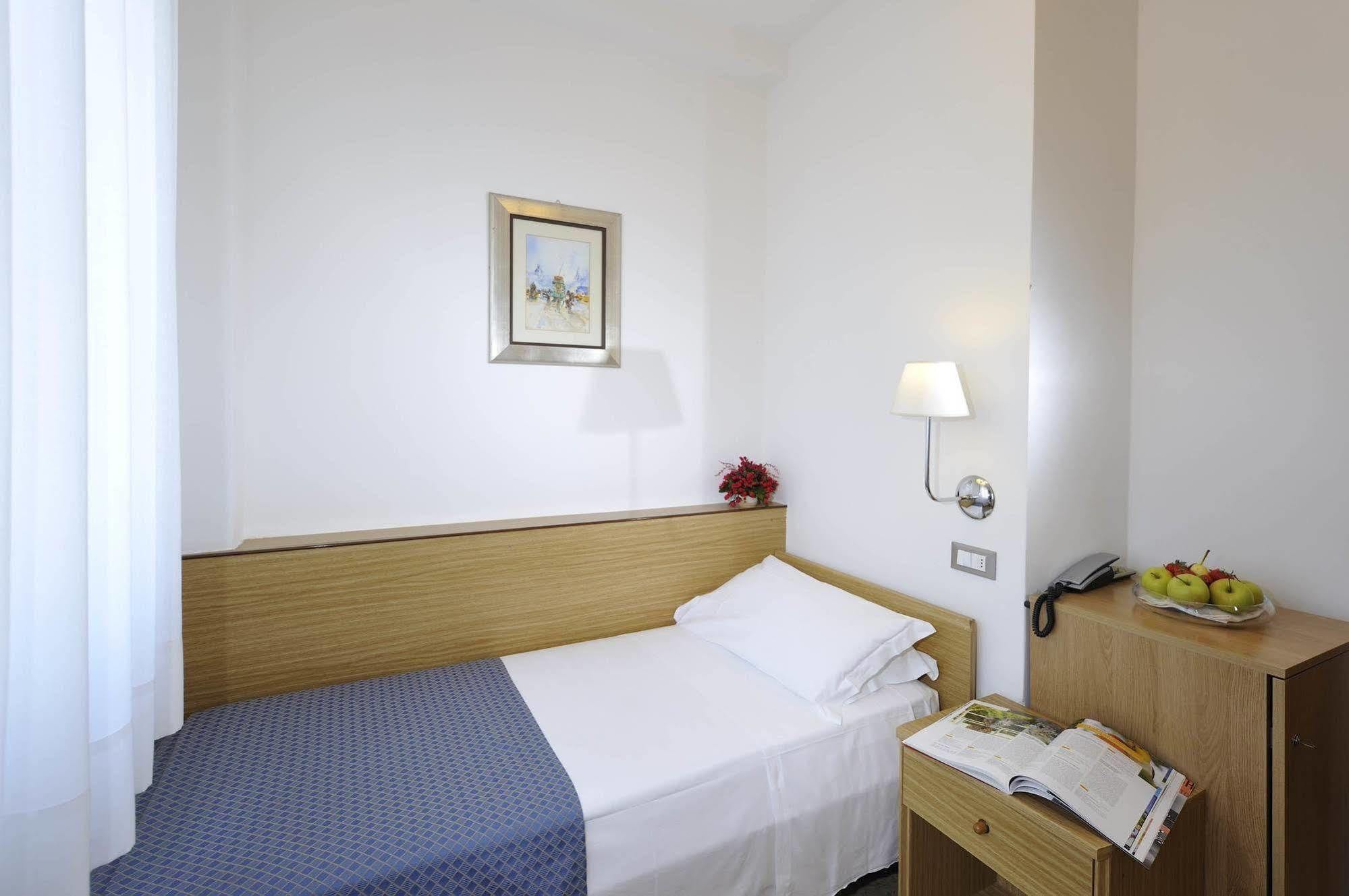 Hotel Palace Μπιμπιόνε Εξωτερικό φωτογραφία